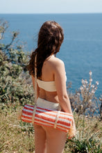 Natte de plage Nosy rayée corail - THE NICE FLEET